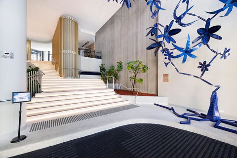Rooftop Pool Stunning Apartment Queen Street - Accommodation Daintree 3