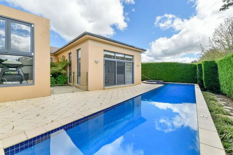 Roselawn Retreat - Pool, Incredible Views, Sleeps 8 - Accommodation Daintree 3