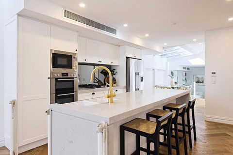 Royal Redfern I90 - Accommodation Daintree 2