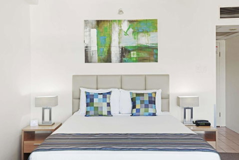 Rydges Esplanade Resort Cairns - Accommodation Daintree 0