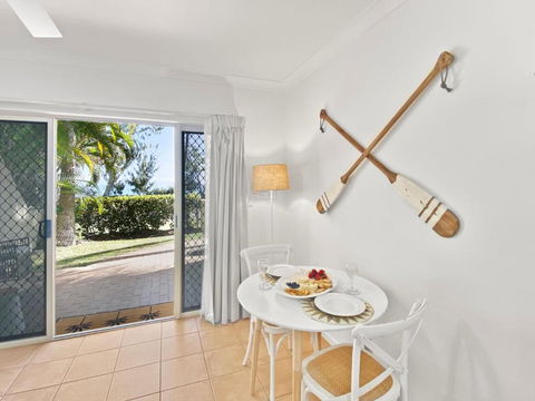 Sails On Horseshoe Apartment 5 - Accommodation Daintree 3