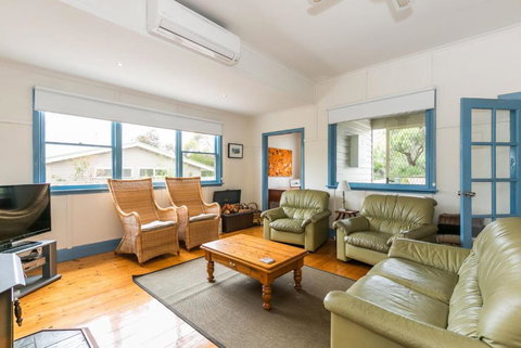 Sand Surf And Sunshine - Accommodation Daintree 3