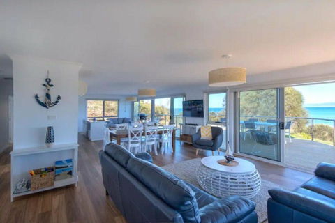 Sandbar Beach House - Accommodation Daintree 3