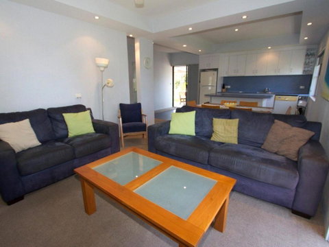 Sandcastle 7 With WiFi - Accommodation Daintree 1