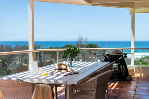 Sandrift Two - Oceanstays - Accommodation Daintree 1