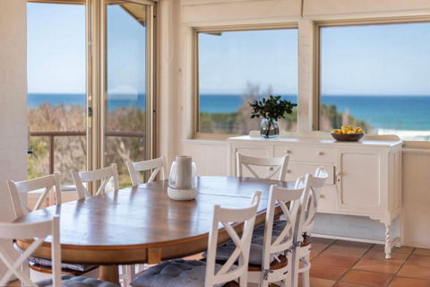 Sandrift Two - Oceanstays - Accommodation Daintree 2