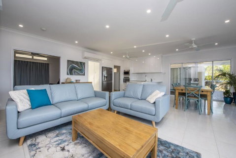 Sandy Decks - Accommodation Daintree 3