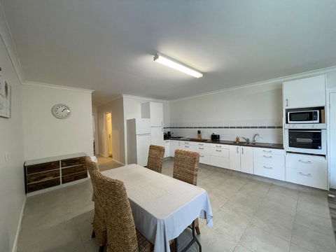 Springfield Stay - Accommodation Daintree 3