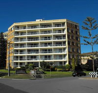 Beachpoint Unit 101 28 North Street - Accommodation Daintree