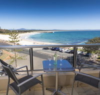 Beachpoint Unit 303 28 North Street - Accommodation Daintree