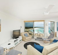Beachpoint Unit 501 28 North Street - Accommodation Daintree