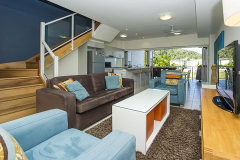 Beachside Apartment 13 - Accommodation Daintree 0