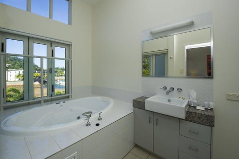 Beachside Apartment 14 - Accommodation Daintree 2