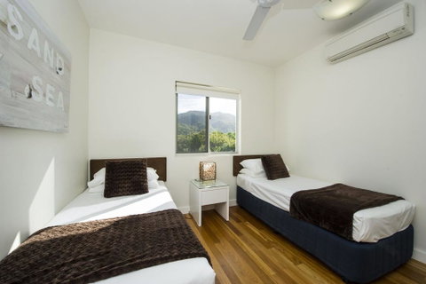 Beachside Apartment 14 - Accommodation Daintree 1