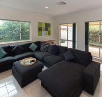 Beachside at Normanville - 7 Ronald Street - Accommodation Daintree