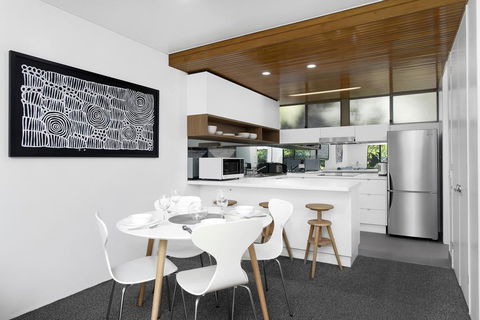 Beachside Beauty At Sapphire Beach - Accommodation Daintree 1