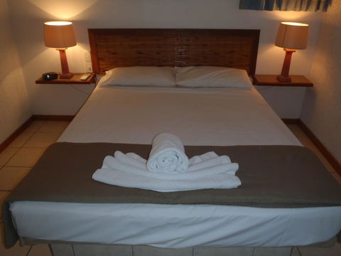 Beachside Holiday Units - Accommodation Daintree 3
