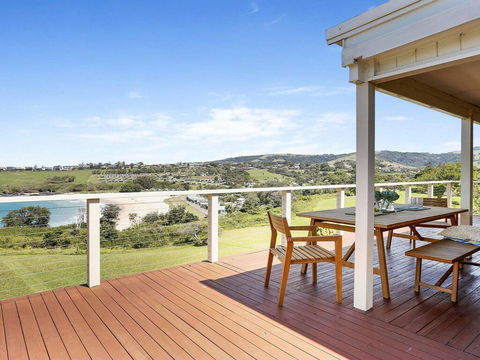 Beachview - Walking Track Straight Down To The Beach - Accommodation Daintree 0
