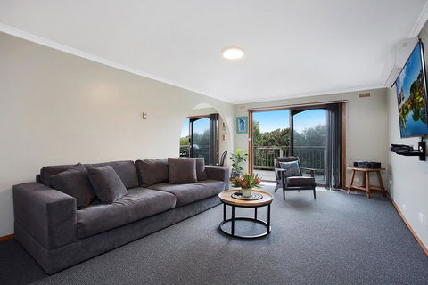 Beacon Point House - Accommodation Daintree 2