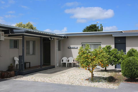 Beaconsfield Lodge Motel - Accommodation Daintree 2