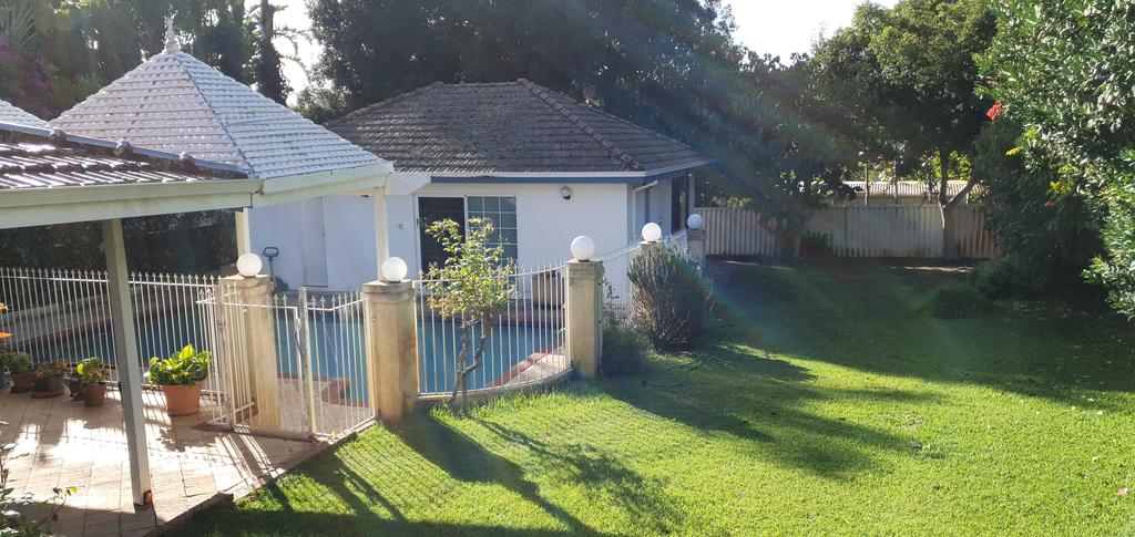 Dalkeith WA Accommodation Daintree