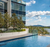 Beautiful Modern Lake View Apartment - Accommodation Daintree
