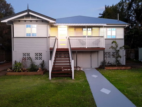 Beautiful Queenslander - Accommodation Daintree 0
