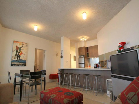 Beehive 18 - Accommodation Daintree 3