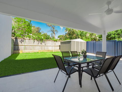 Beerburrum St, 2/22 Dicky Beach - Accommodation Daintree 0