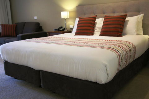 Bell Tower Inn - Accommodation Daintree 0