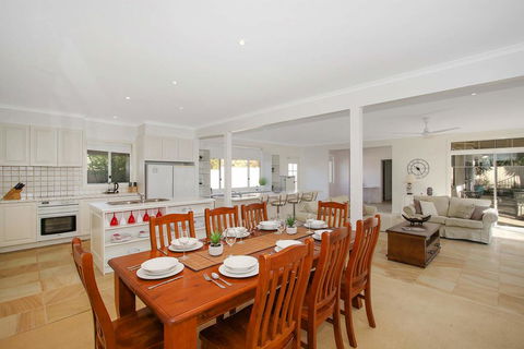 Bella House - Accommodation Daintree 0