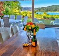 Bella Vista East 3 Luxury Ocean Views Large Flat Grassed Area And Buggy - Accommodation Daintree