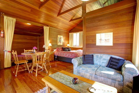Bellingen Koompartoo Retreat - Accommodation Daintree 0