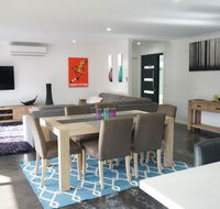 Ben's Place - modern  convenient - Accommodation Daintree