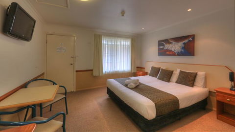 Bent Street Motor Inn - Accommodation Daintree 2