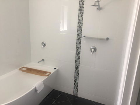 Best Western Cattle City Motor Inn - Accommodation Daintree 1
