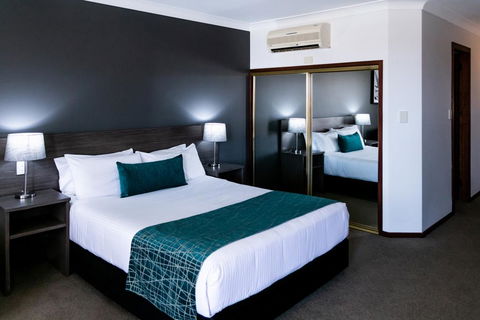 Best Western Plus Ambassador Orange - Accommodation Daintree 2