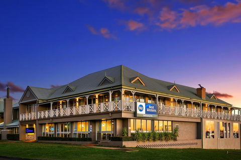 Best Western Sanctuary Inn - Accommodation Daintree 0