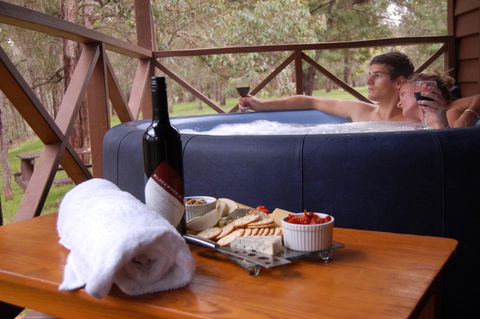 Beyonderup Falls Adult Retreat - Accommodation Daintree 3