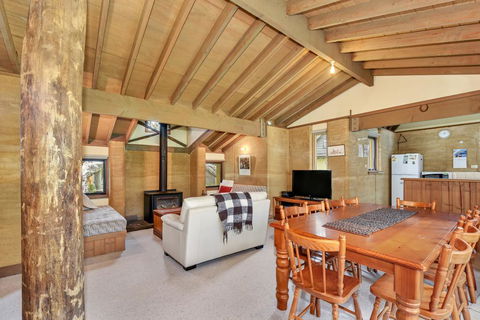 Bidgee Widgee - Accommodation Daintree 2