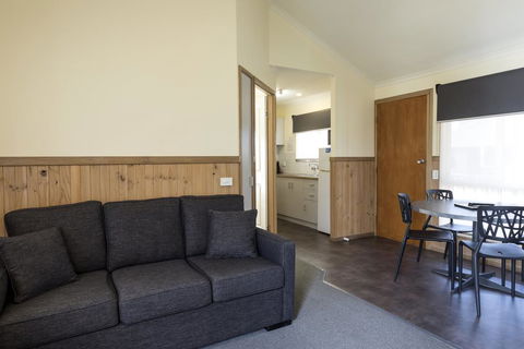 BIG4 Albury Tourist Park - Accommodation Daintree 2