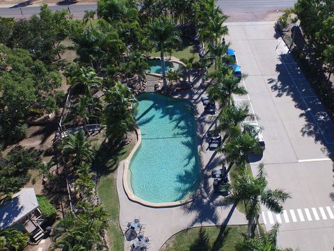 Big4 Aussie Outback Oasis Holiday Park - Accommodation Daintree 2