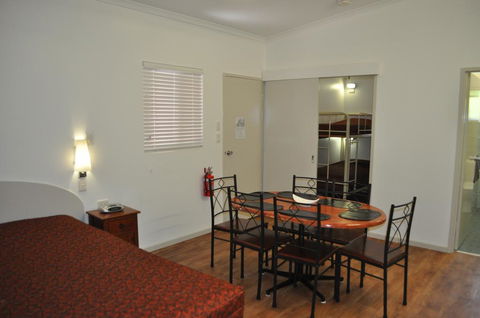 BIG4 MacDonnell Range Holiday Park - Accommodation Daintree 2