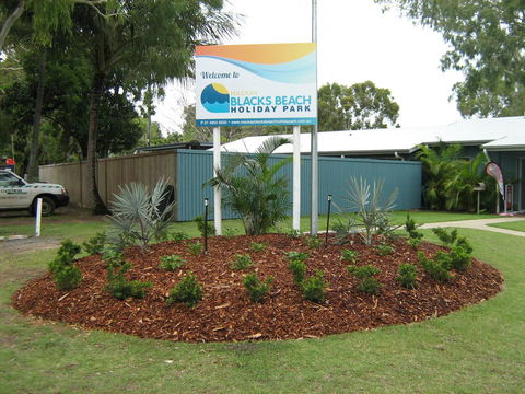 BIG4 Mackay Blacks Beach Holiday Park - Accommodation Daintree 0