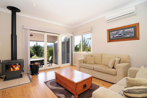 Bimbadeen - Comfortable Country Styled House! - Accommodation Daintree 2
