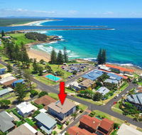 Bimbadeen Unit 3 - across from the beach - lift in complex - Accommodation Daintree