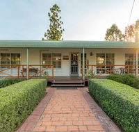 Birds 'n' Bloom Cottages - Accommodation Daintree