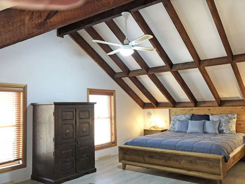Birubi Beach House' 14 Campbell Avenue - Fantastic House And Close To The Surf Beach - Accommodation Daintree 1