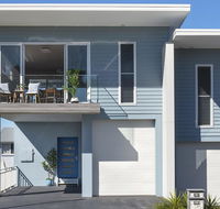 Blue Pelican - pacific views walk to beach - Accommodation Daintree