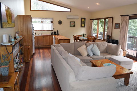 Bluebell Cottage - Accommodation Daintree 2